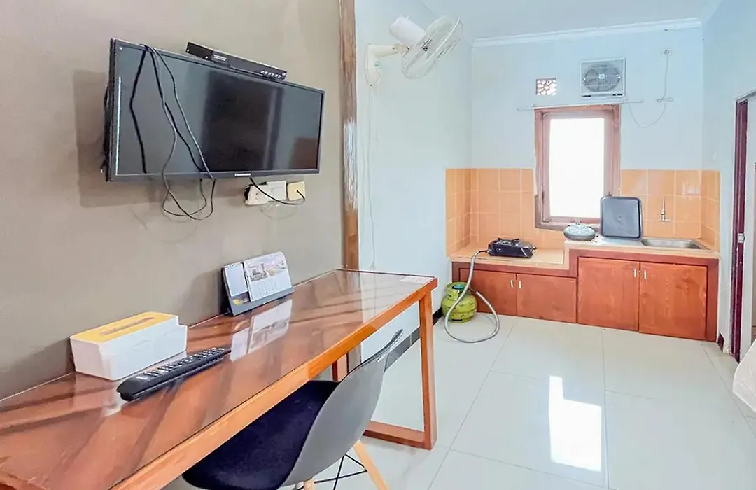 Villa Kampoeng City Wonosalam RedPartner-1