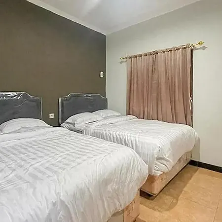 Villa Kampoeng City Wonosalam RedPartner-2